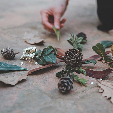 La foret au bout des doigts: activités créatives et naturelles pour les enfants - Caroline Scheuer - Aúpa Organics